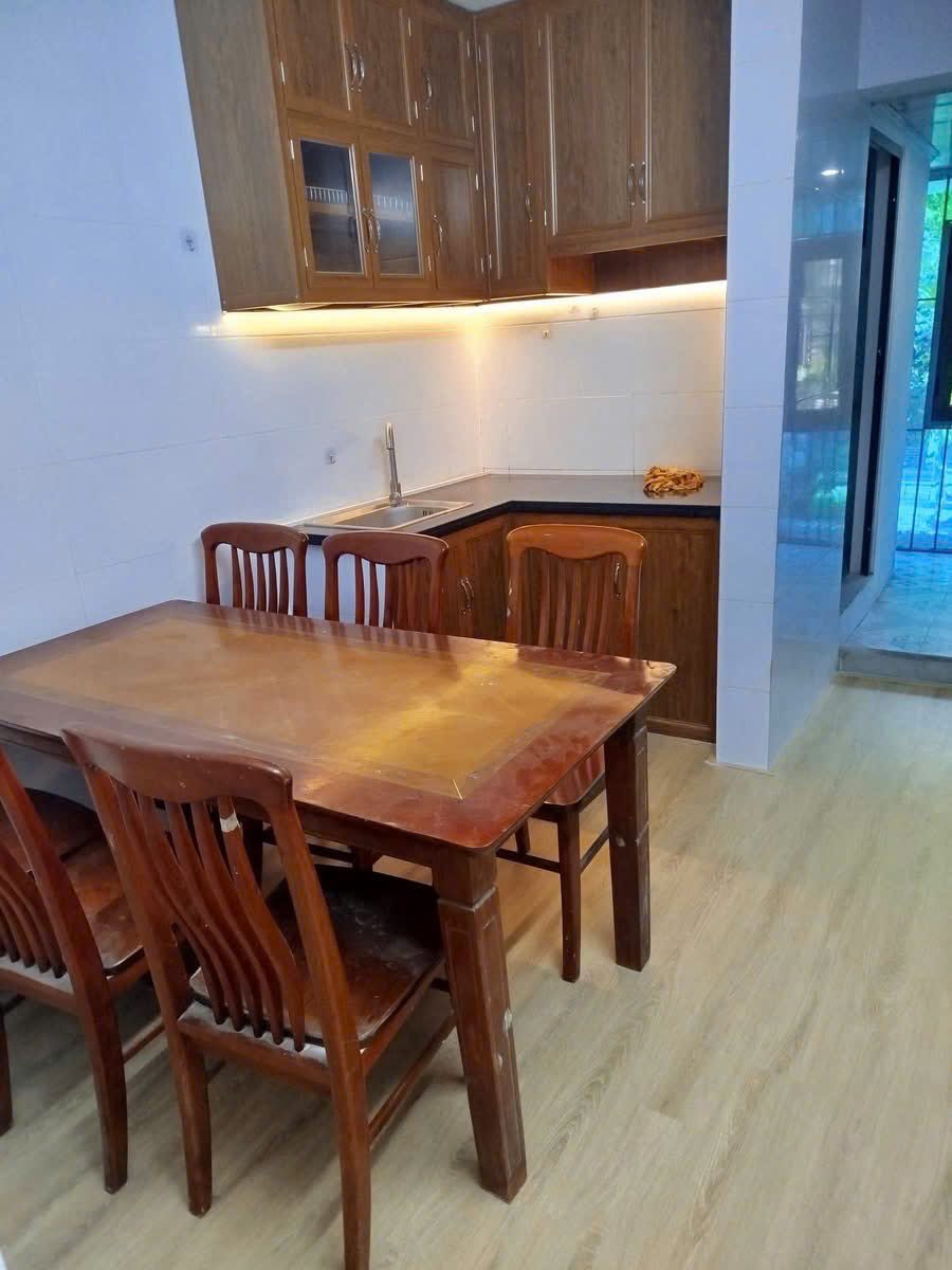 Cho thuê tập thể tầng 2 Tân Mai,72m2, 2 ngủ thông nhaub8tr/1 tháng, ĐÓNG 1 cọc 1 - Ảnh 2